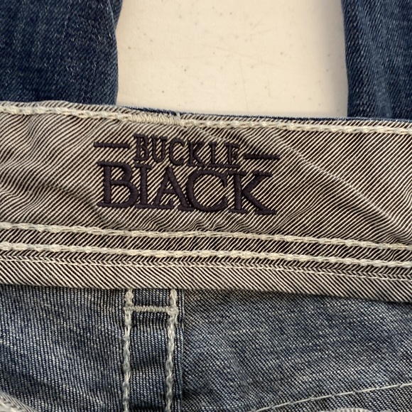 BUCKLE BKE jeans dark wash light stitching size 32 x 32 - Picture 2 of 8